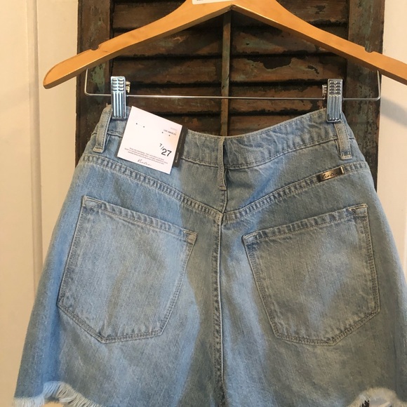 Kancan high rise shorts 7/27Distress - Picture 2 of 4